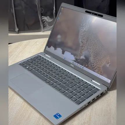 Dell Latitude 5540 keyboard and right-side ports, angled view
