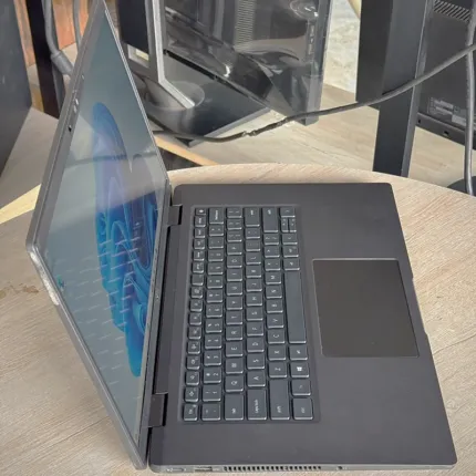 Dell Latitude 7520 | 11th Gen Core i7 Business Laptop - image 3