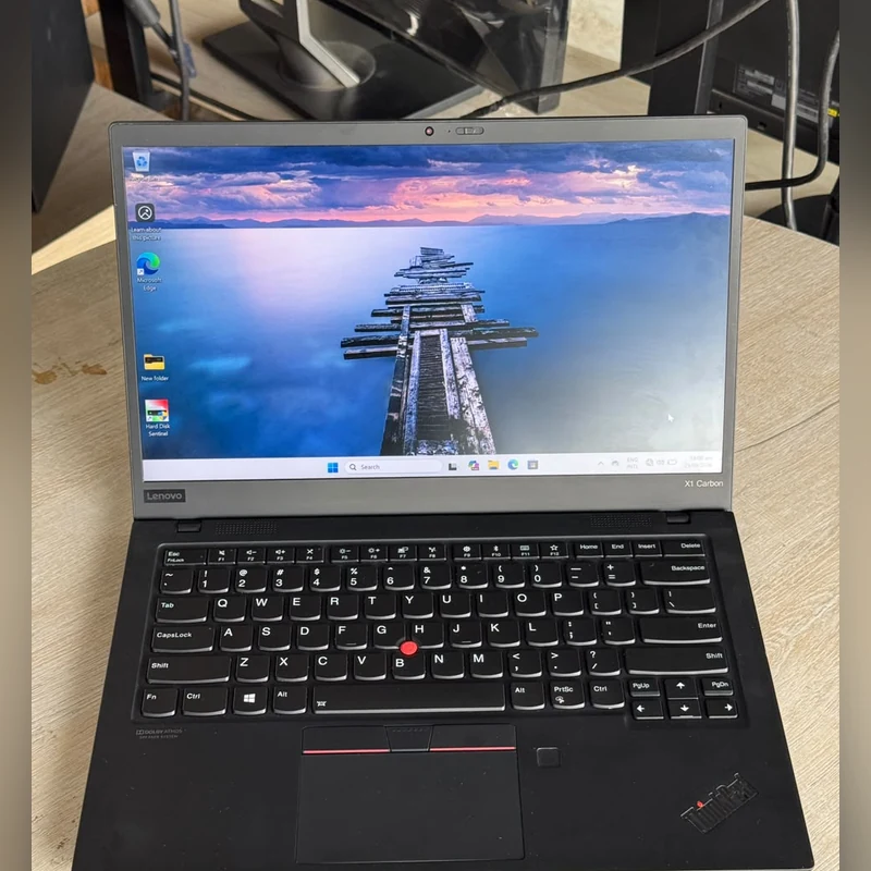 Lenovo ThinkPad X1 Carbon Gen 7 Used Lenovo ThinkPad X1 Carbon Gen 7 open, front view with backlit keyboard